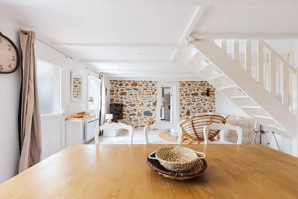 Charmante Maison Familiale A 10 Minutes Des Plages Plougrescant Holiday home