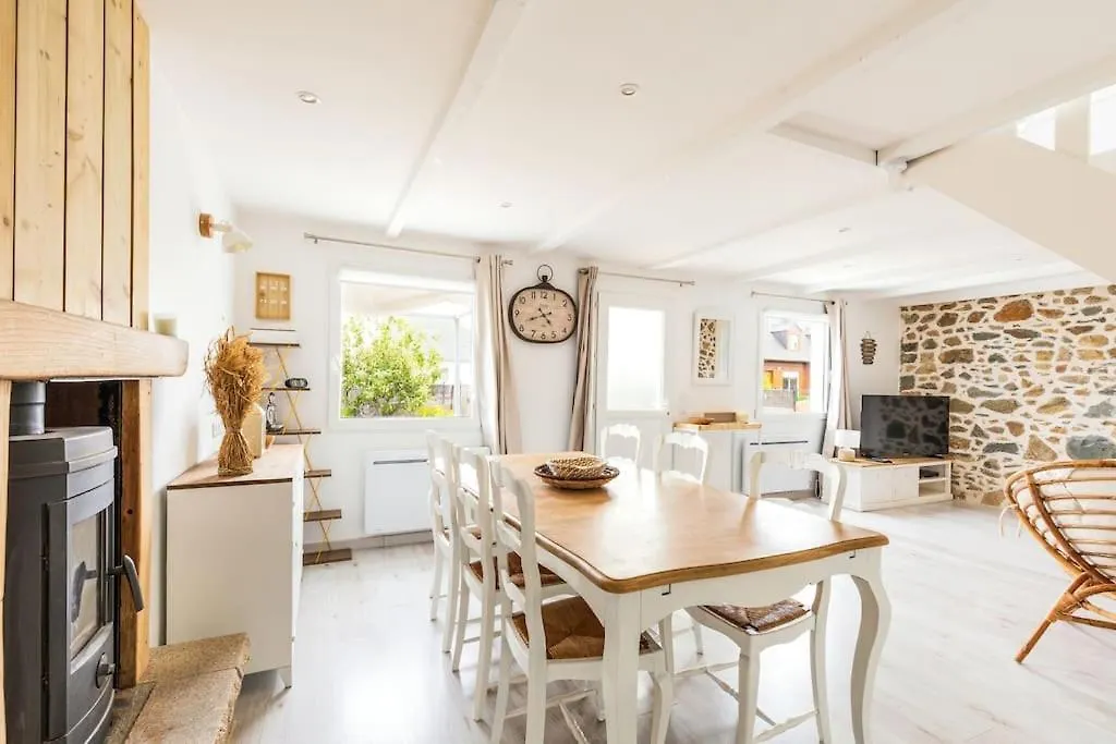 Charmante Maison Familiale A 10 Minutes Des Plages Plougrescant